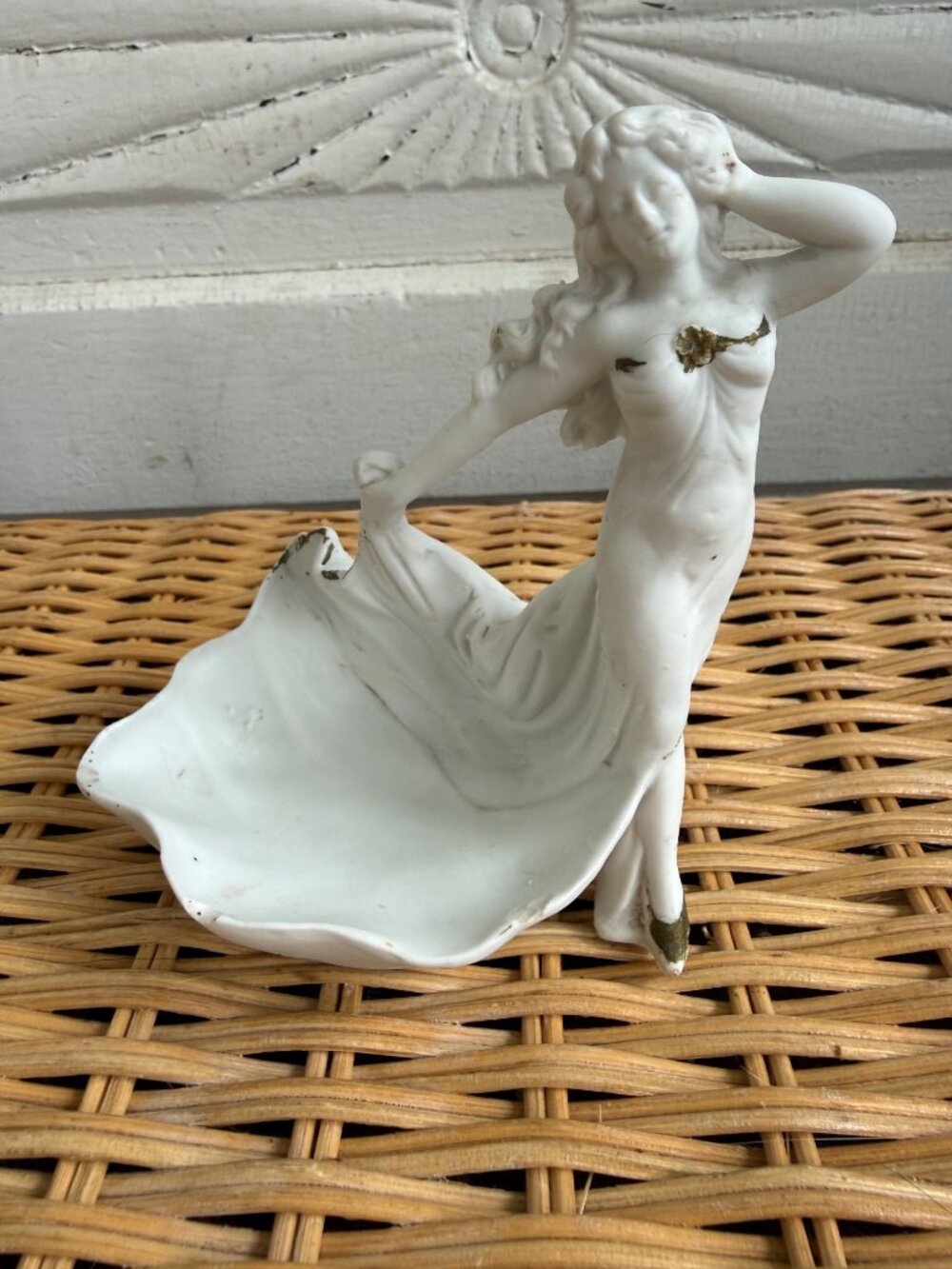Antique 1910s Nouveau German Bisque Porcelain Maiden Flowing Dress Trinket Dish - Picture 9 of 11